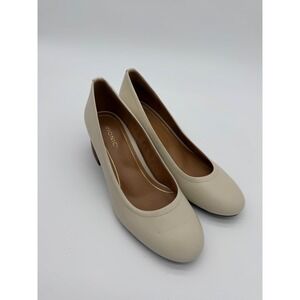 Vionic Carmel Pump Women Size 8 Cream Leather Block Heel Round Toe Shoes